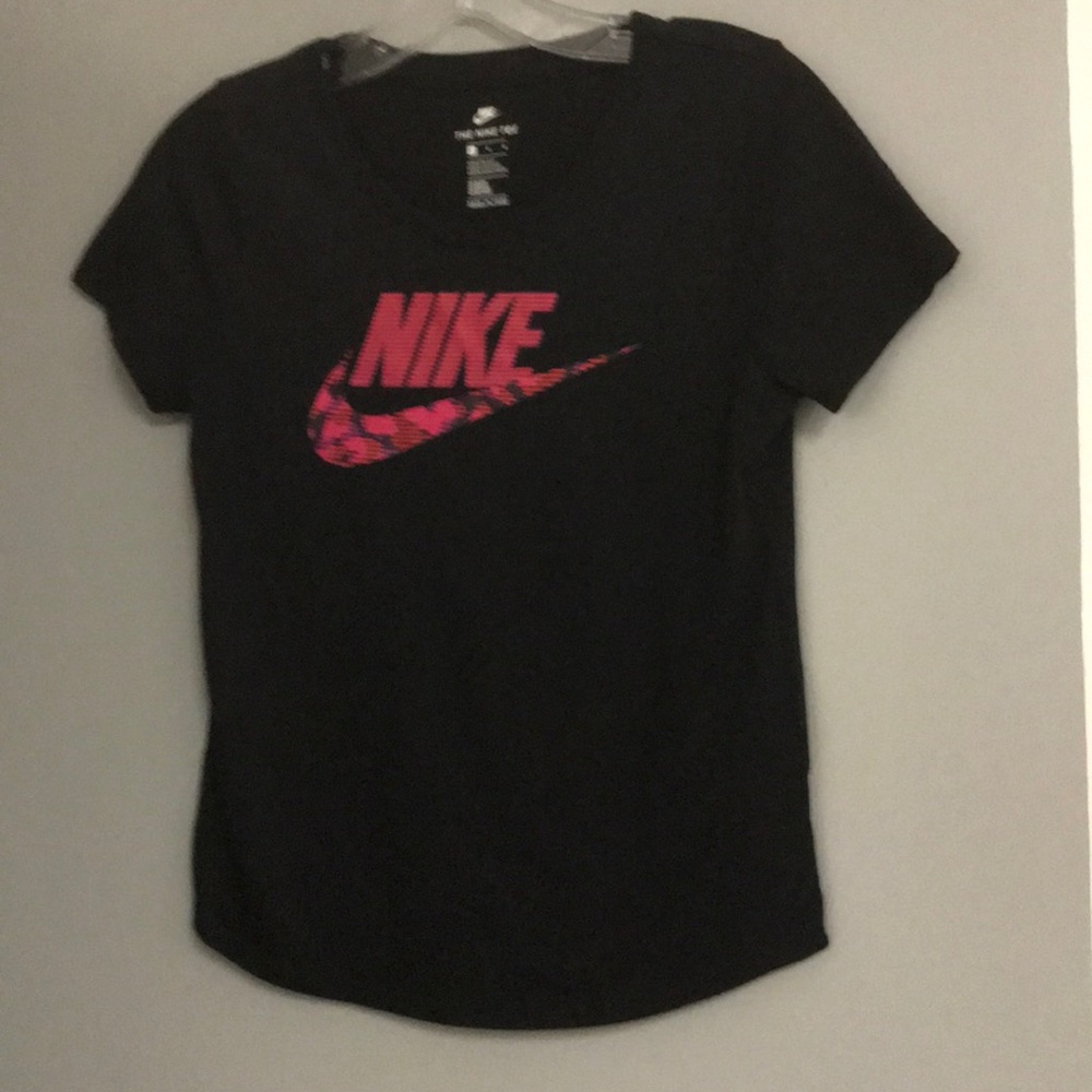 Nike tshirt 😻